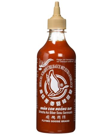 FLYING GOOSE Sriracha hot chili sauce with extra garlic - hot brown cap seasoning sauce from Thailand 1 pack (1 x 455 ml)