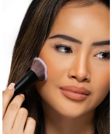 Brushworks No. 9 Angled Flat Top Foundation Buffing Brush - Buy Online on SooperMarket.com