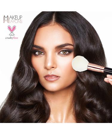 Professional Tapered Blending Brush | Eyeshadow Smudging Tool for Cream & Mineral Makeup | 1.1 Large Powder Brush - International Shipping Available - Buy Online on SooperMarket.com