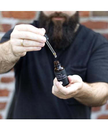 Barteitzeug Beard Oil Waldwunder - 100% Natural Zirbelkief & Bergamot - 30ml - Soothes Itching & Softens Beard - International Shipping Available - Buy Online on SooperMarket.com