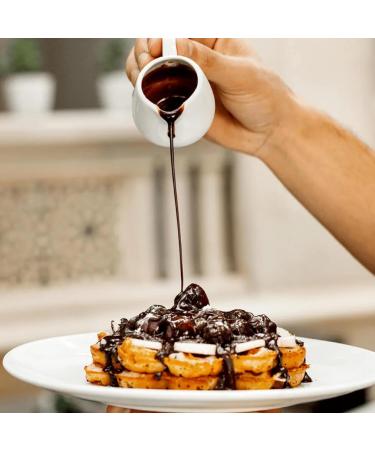 CleanFoods Almost Skinny Sauce Choco 9 x 425 ml I Chocolate Sauce e.g. for Pancakes Waffles I Only 26 Calories per 100 g Pack of 9 - Buy Online on SooperMarket.com