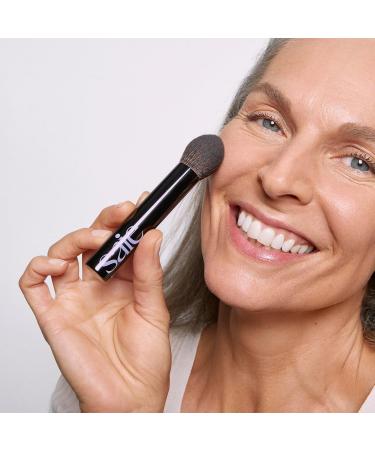 Saie The Fluffy Brush - Soft Multi-Use Vegan Makeup Brush for Precise Application - Cruelty-Free Powder Brush - Buy Online on SooperMarket.com
