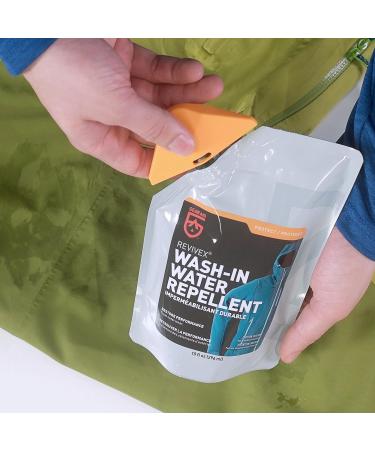 Gear Aid Wash-in Water Repellent 10 oz | Concentrated Formula for Outerwear | International Shipping - Buy Online on SooperMarket.com