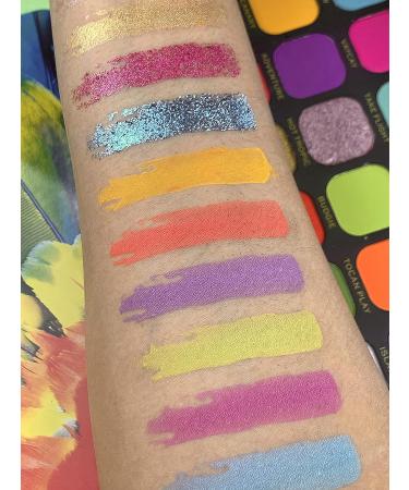 Makeup Revolution Forever Flawless Bird of Paradise Eyeshadow Palette - Long-Lasting Vegan Formula - 20g - Buy Online on SooperMarket.com