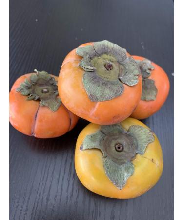 Kejora Fresh Fuyu Persimmons - Avg 4-5 Lb Case