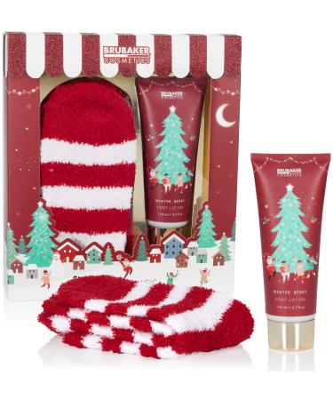 Brubaker cosmetics Christmas gift set winter berries fragrance - extra soft plush socks with 110 ml foot lotion - foot care Christmas set for women and men
