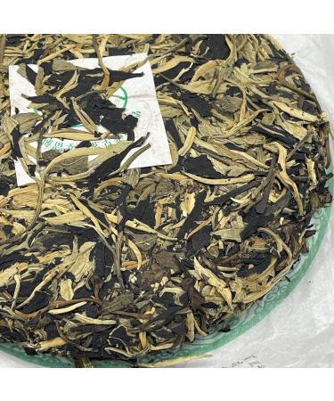 Pu-erh tea 2009 moonlight white 357g Raw - Buy Online on SooperMarket.com