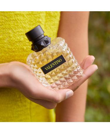 Shop Valentino Donna Born in Roma Yellow Dream Eau de Parfum - 0.34 oz / 10 mL eau de parfum spray Online - Best Price & International Shipping - Buy Online on SooperMarket.com