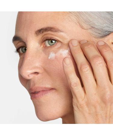 Shop CLINIQUE Smart Clinical Repair Wrinkle Correcting Eye Cream - 0.5 oz/ 15 mL Online - Best Price & International Shipping - Buy Online on SooperMarket.com