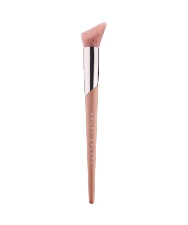 Fenty Beauty by Rihanna Cheek-Hugging Highlight Brush 120