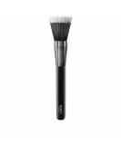 Kiko Milano Face 04 Stippling Foundation Brush - Synthetic Fiber Rounded Brush for Liquid & Cream Foundations (4 Pieces) - International Shipping Available - Buy Online on SooperMarket.com