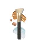 Buy COVER FX Maximizing Full Face Brush - Enhance Your Makeup Experience | International Shipping Available - Buy Online on SooperMarket.com