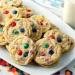 Betty Crocker Rainbow Cookie 495g With Pack Of Rainbow Chocolate Buttons Easy to Prepare - Buy Online on SooperMarket.com